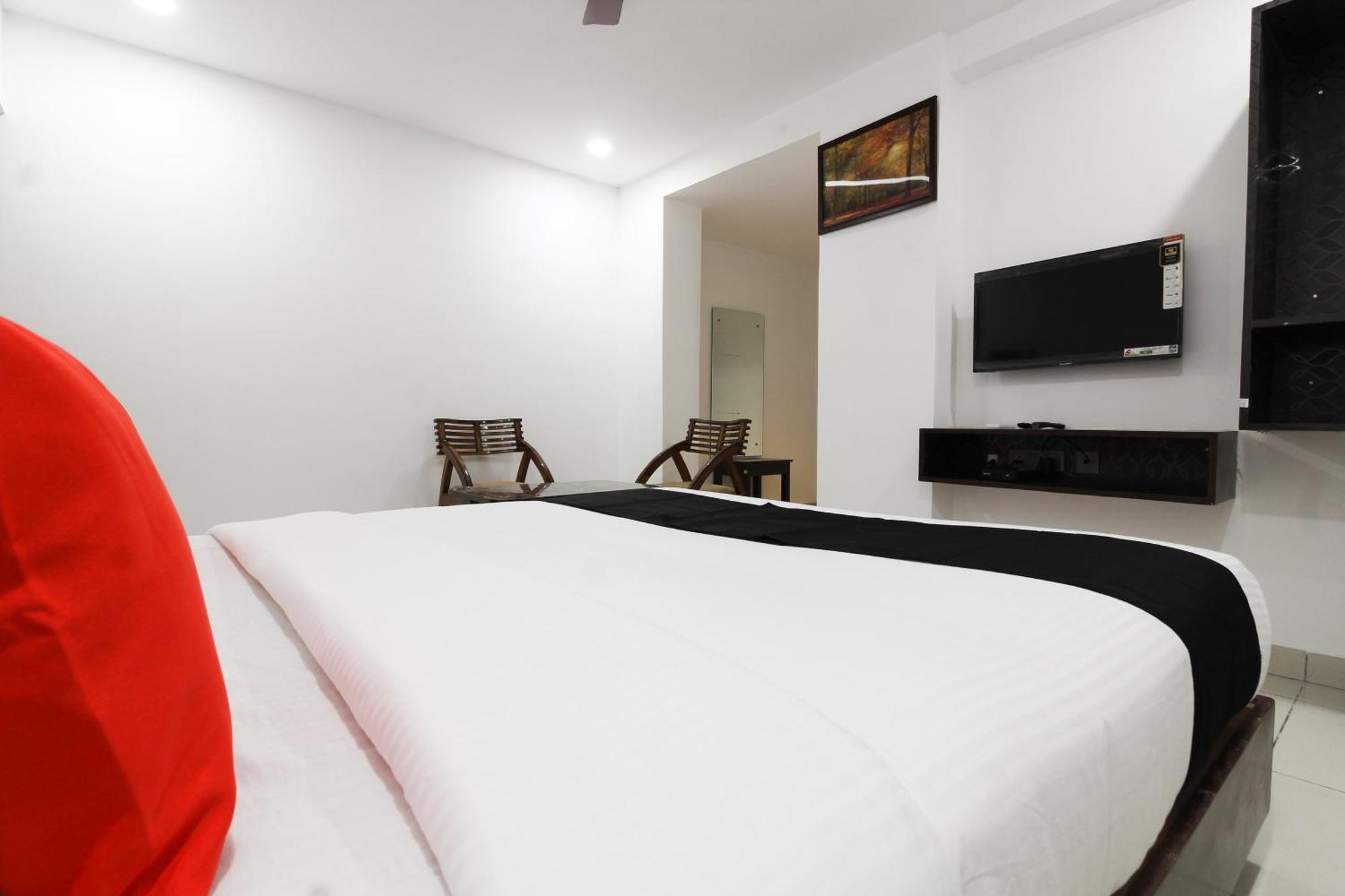 Super Mythri Hotel Near By Ecil, As Rao Nagar, Sainikpuri Maula Ali Εξωτερικό φωτογραφία