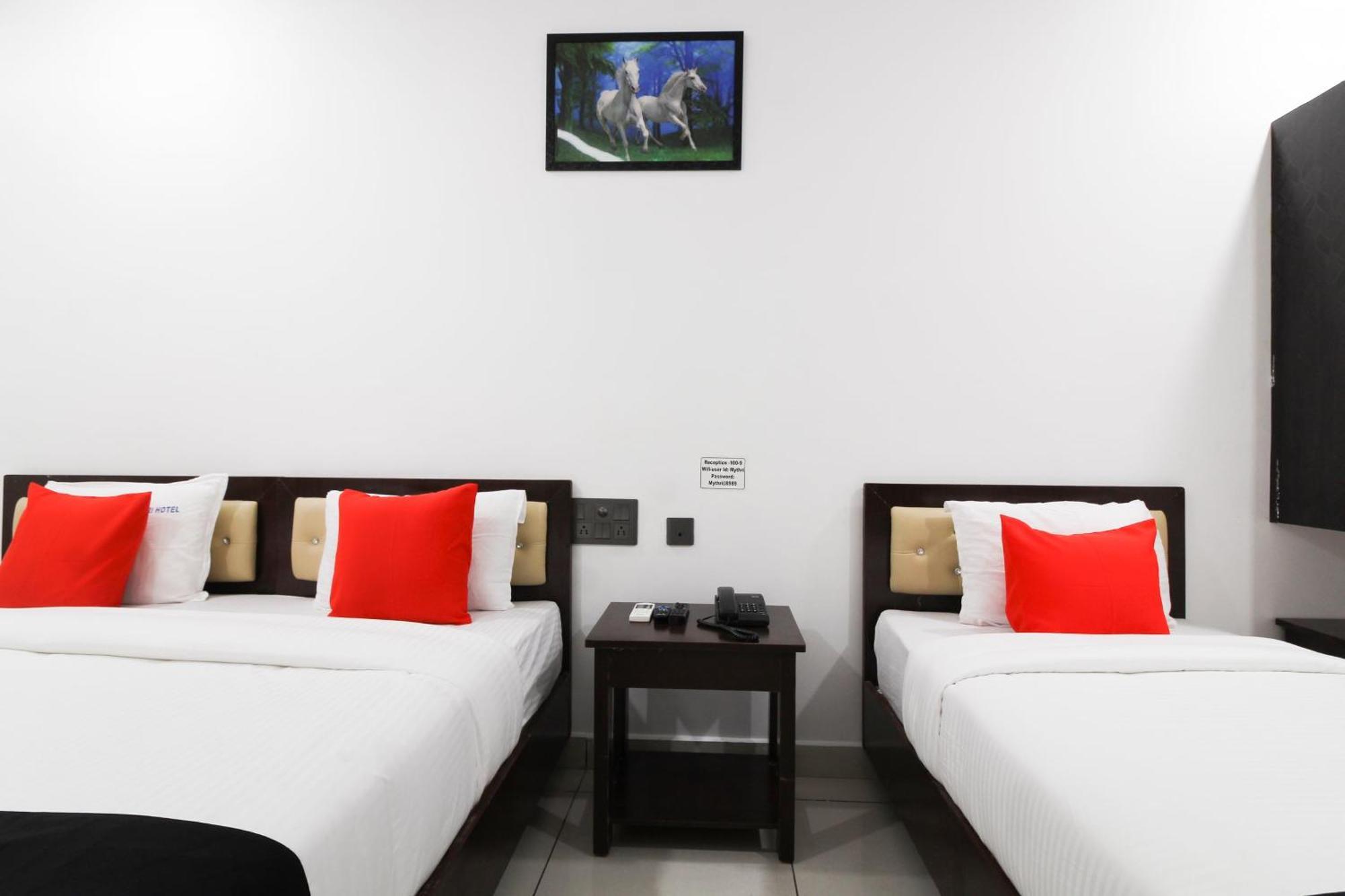 Super Mythri Hotel Near By Ecil, As Rao Nagar, Sainikpuri Maula Ali Εξωτερικό φωτογραφία