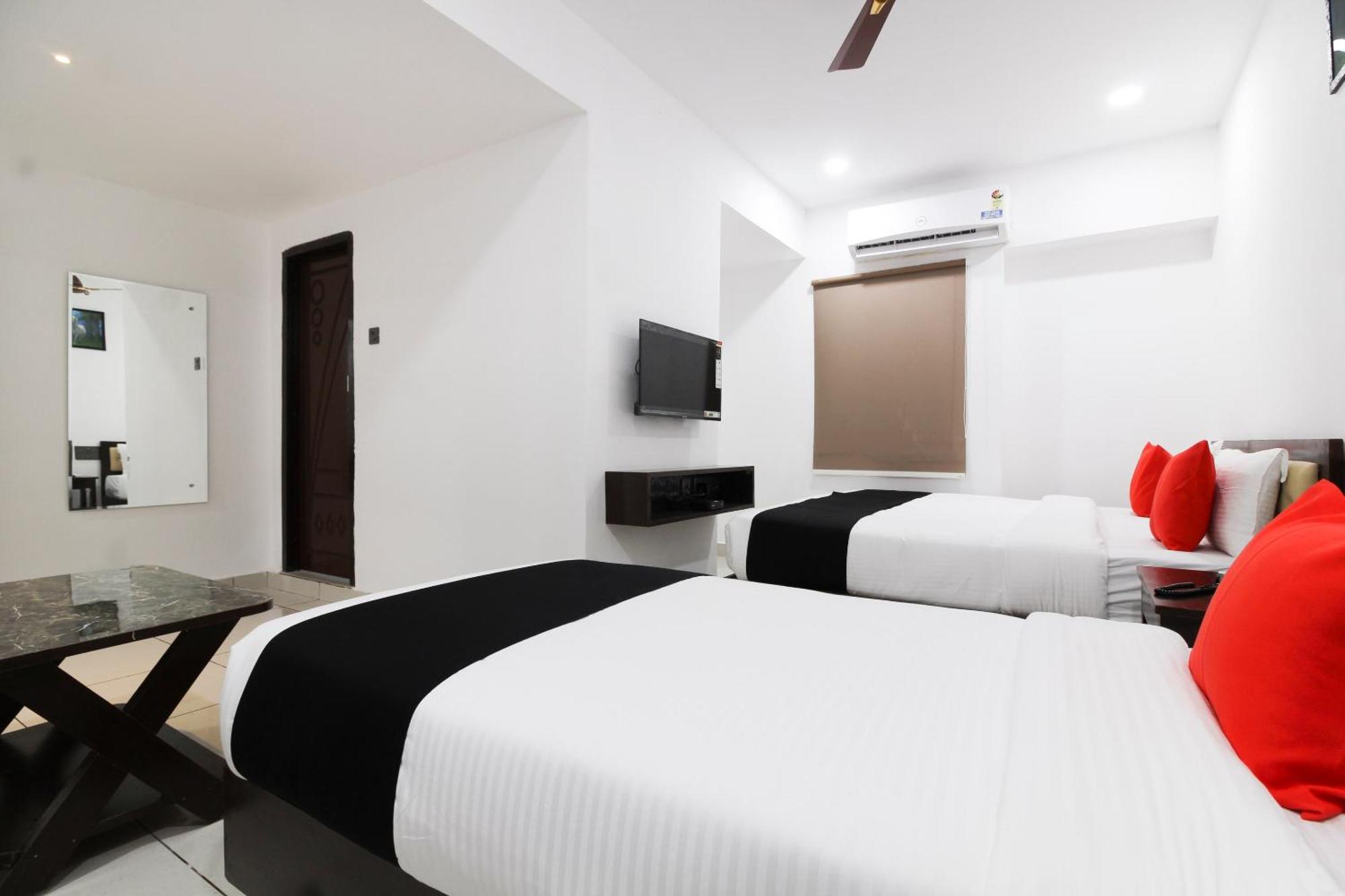 Super Mythri Hotel Near By Ecil, As Rao Nagar, Sainikpuri Maula Ali Εξωτερικό φωτογραφία