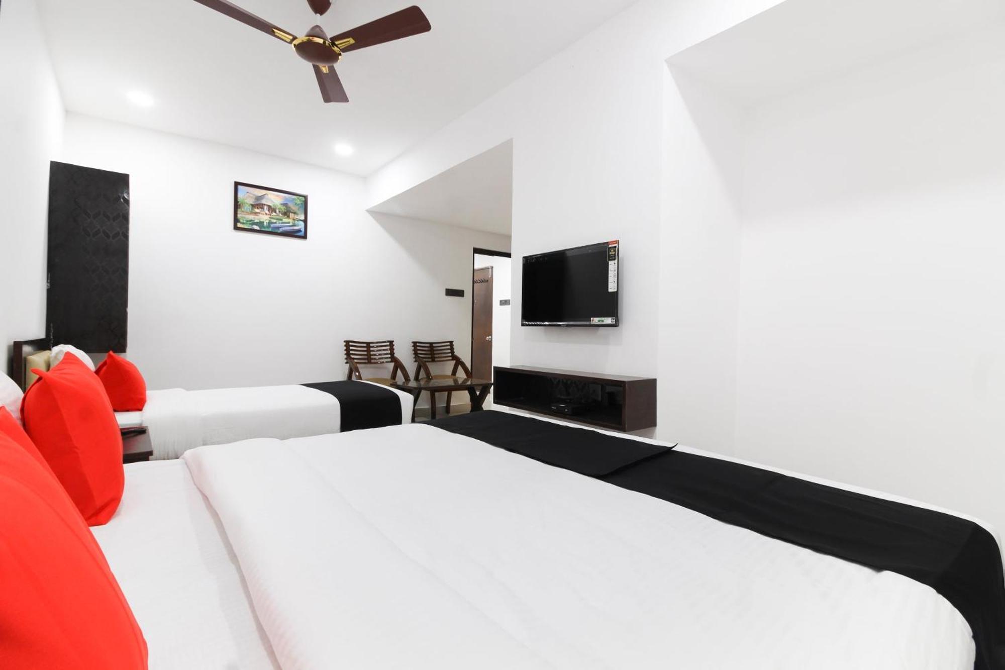 Super Mythri Hotel Near By Ecil, As Rao Nagar, Sainikpuri Maula Ali Εξωτερικό φωτογραφία
