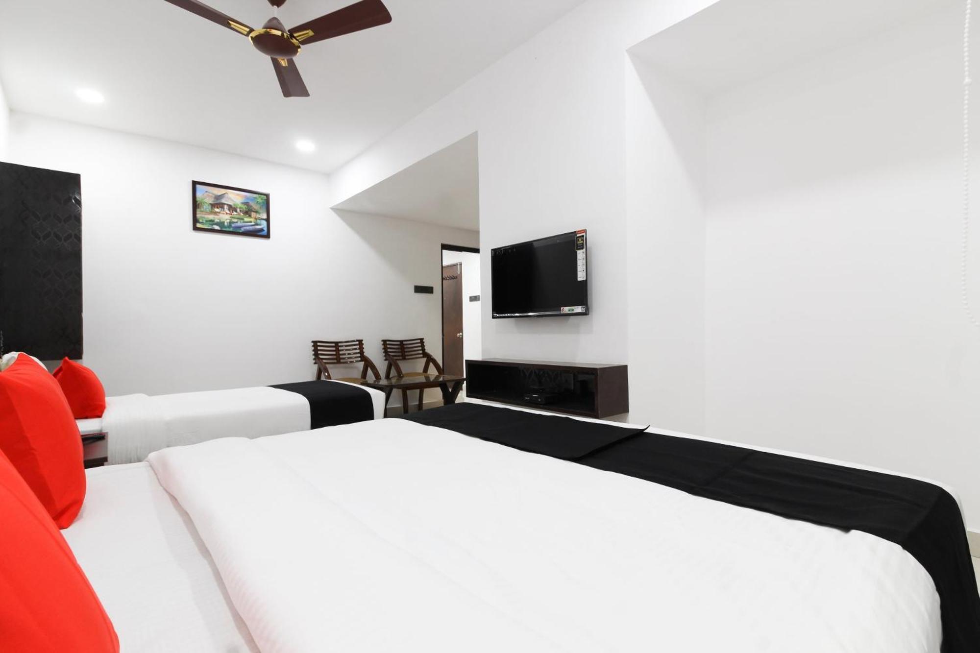 Super Mythri Hotel Near By Ecil, As Rao Nagar, Sainikpuri Maula Ali Εξωτερικό φωτογραφία